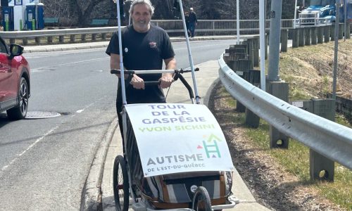 Autisme Est du Québec Yvon Sickini marche tour Gaspésie